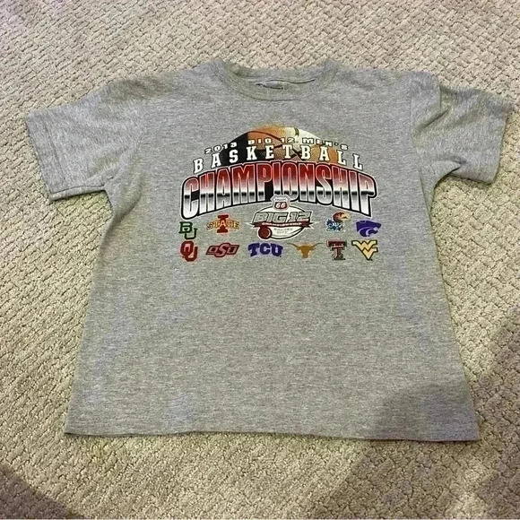 2013 Big 12 Basketball Tournment Kids t shirt size Youth small color Gray - Picture 1 of 4